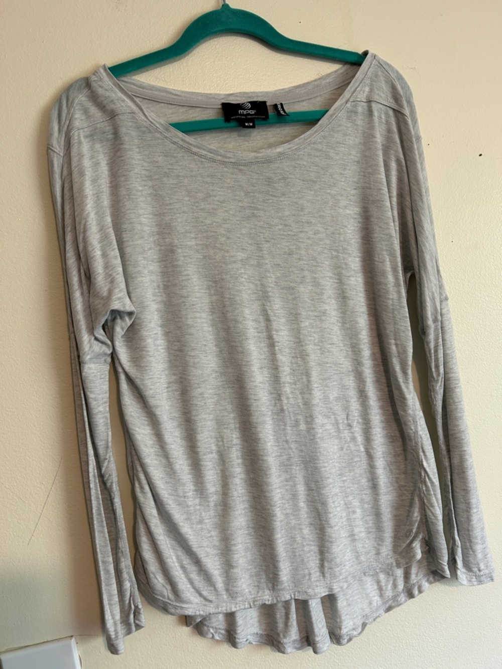 Women's MPG Light Gray Scoop Neck Long Sleeve Top Hero Knit